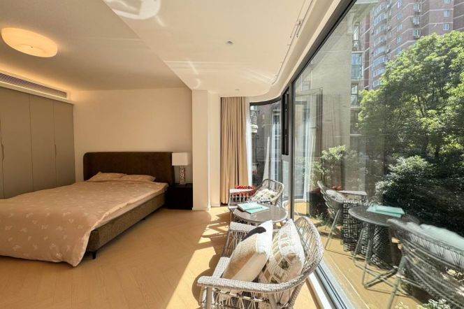 3BR Apartment in Jing'an (L2/L11)