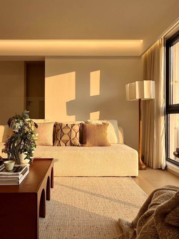 Housing image — Living Room