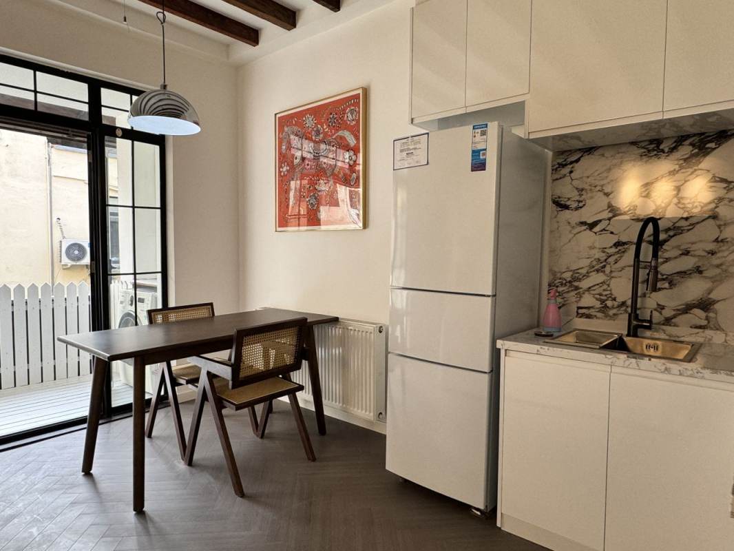 Housing image — Dining Area
