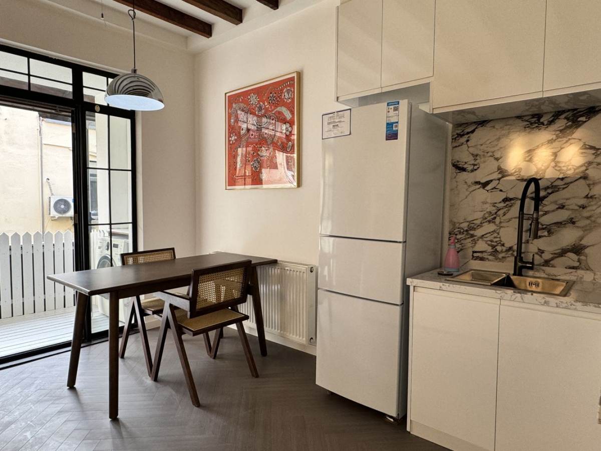 Housing image — Dining Area