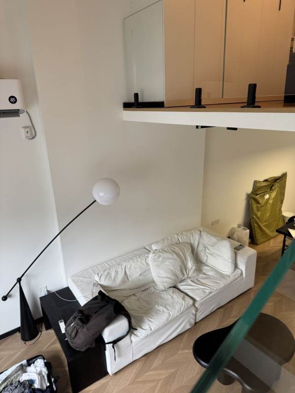 Housing image — Living Room