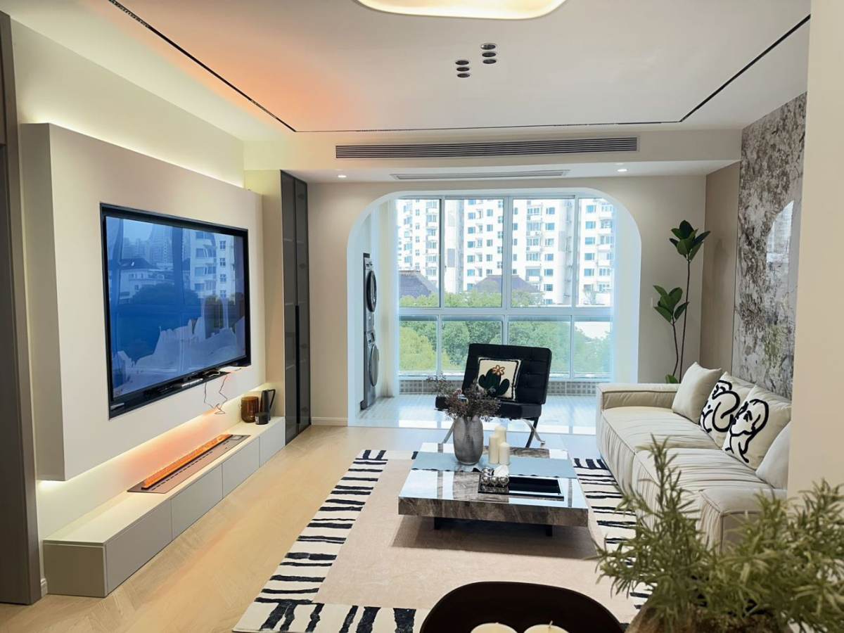Housing image — Living Room