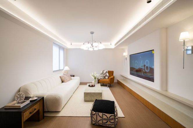 2BR Apartment in Jing'an (L7)