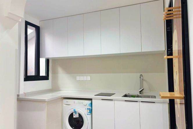 1BR Apartment in Old Xuhui (L1/L7)