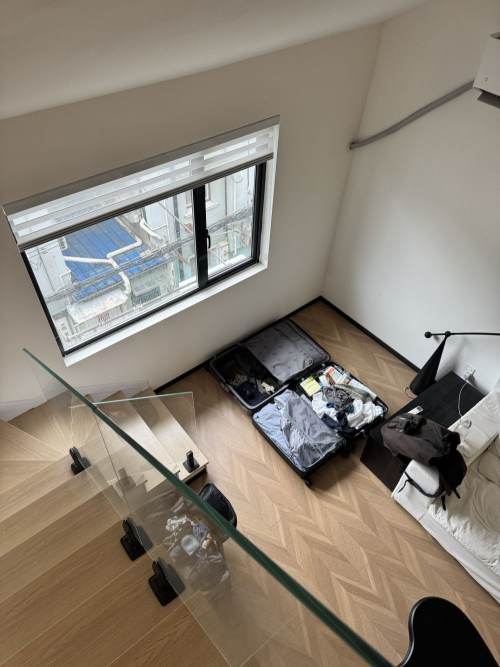 Housing image — Living Room