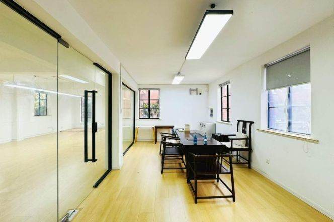 Spacious Studio Office at Creater Space (Kaixuan Lu) (L3/L4)