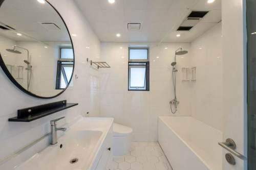 Housing image — Bathroom