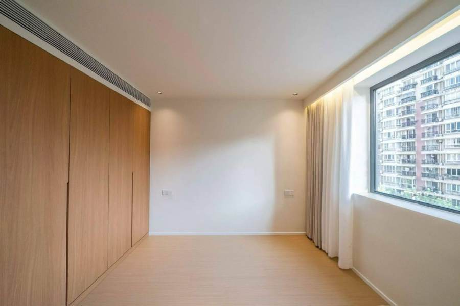 Housing image — Bedroom