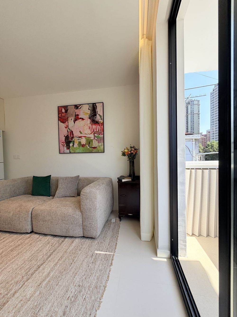 Housing image — Living Room