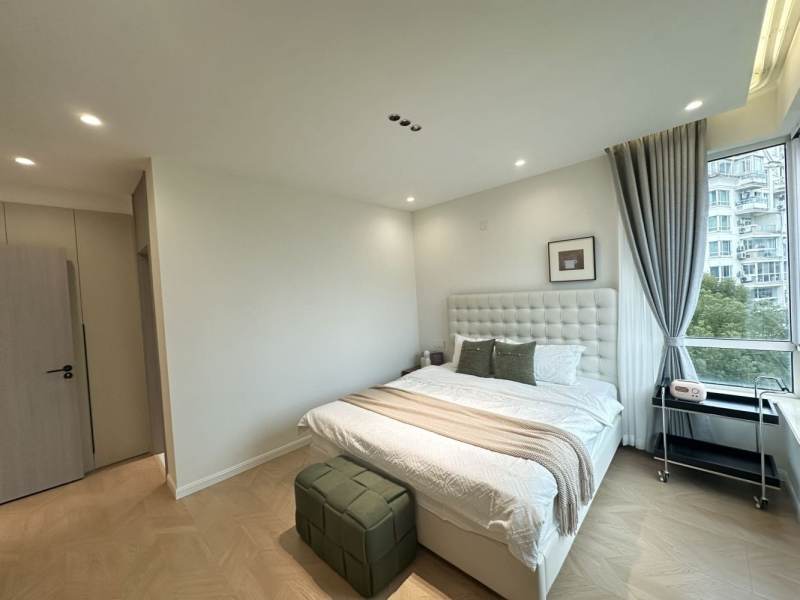 Housing image — Bedroom