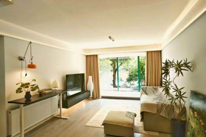 2BR Apartment in Gubei (L2/L15)