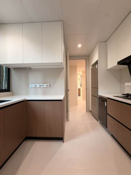 Housing image — Kitchen