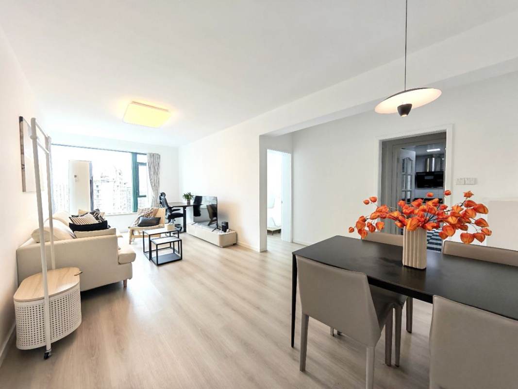 Housing image — Living Room