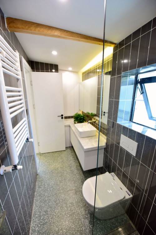 Housing image — Bathroom
