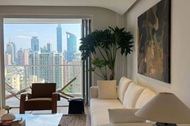 High-Floor 3BR Apartment in Jing'an with Floor-to-Ceiling Windows (L7/L13)