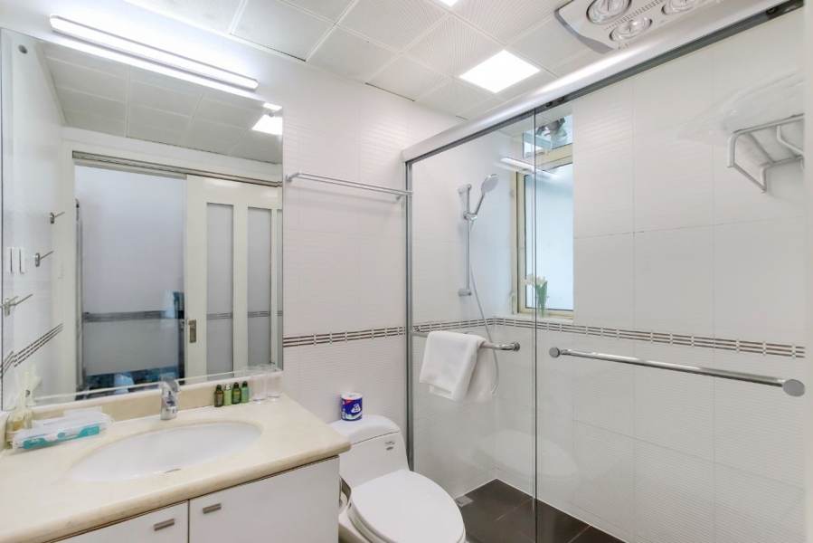Housing image — Bathroom