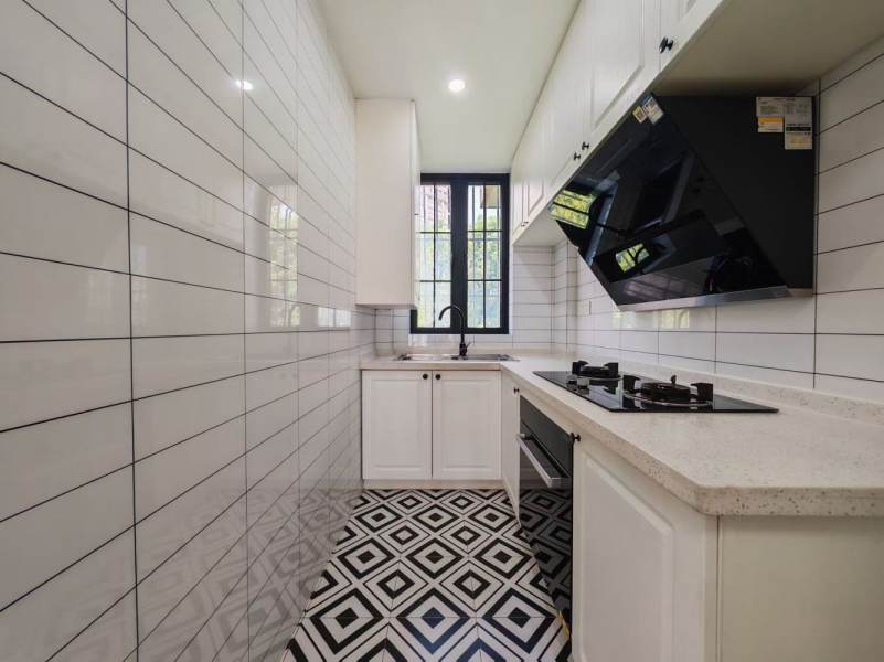 Housing image — Kitchen
