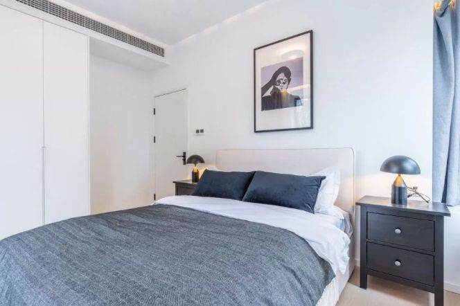 4BR Apartment in Xujiahui