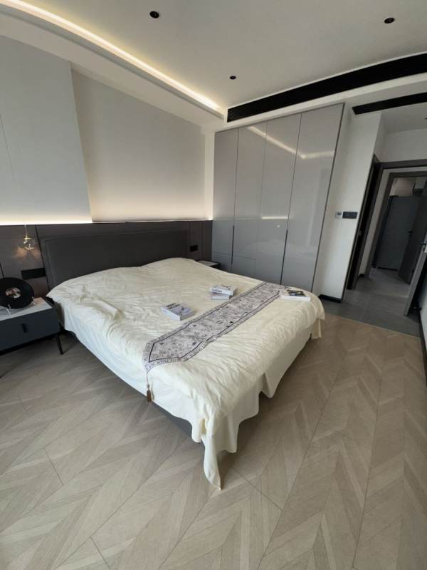 Housing image — Bedroom
