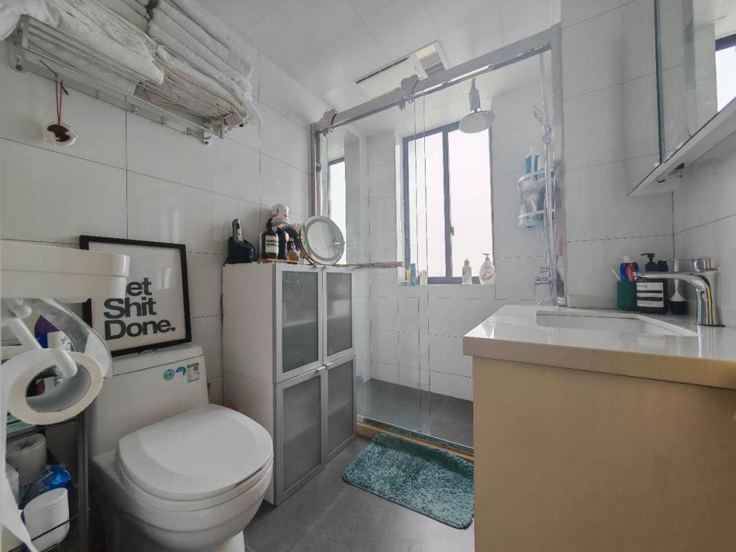Housing image — Bathroom
