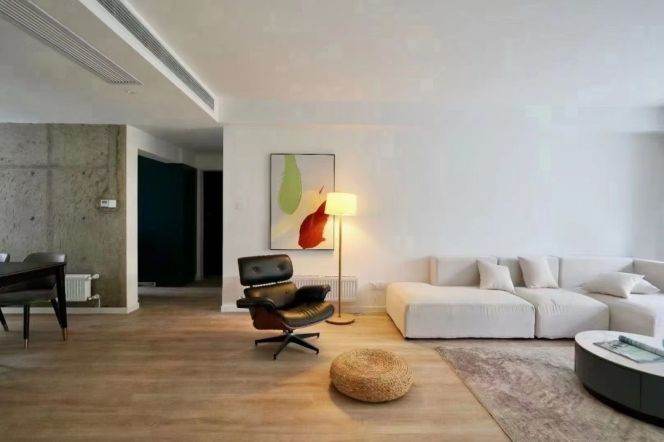 3BR Apartment at Modern Jing'an (L7/L13)