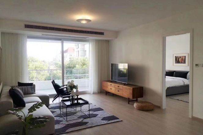 4BR Apartment at Top Of City (L13)