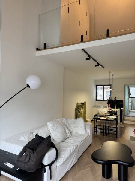 Housing image — Living Room