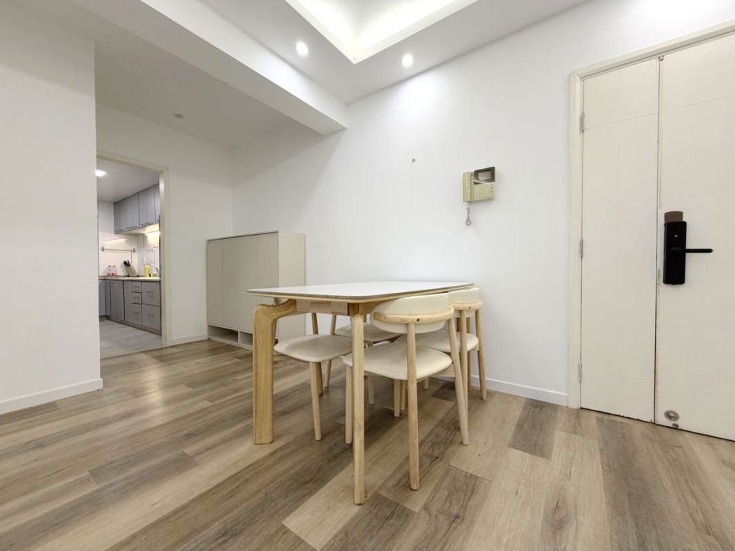 Housing image — Dining Area