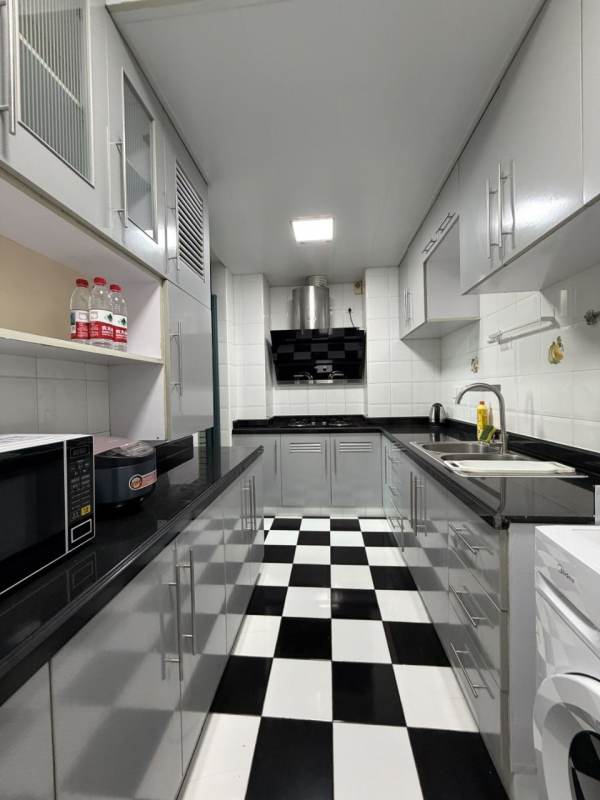 Housing image — Kitchen
