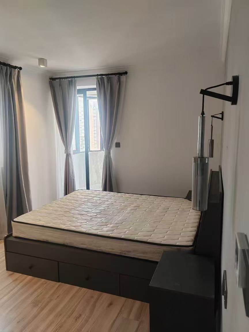Housing image — Bedroom