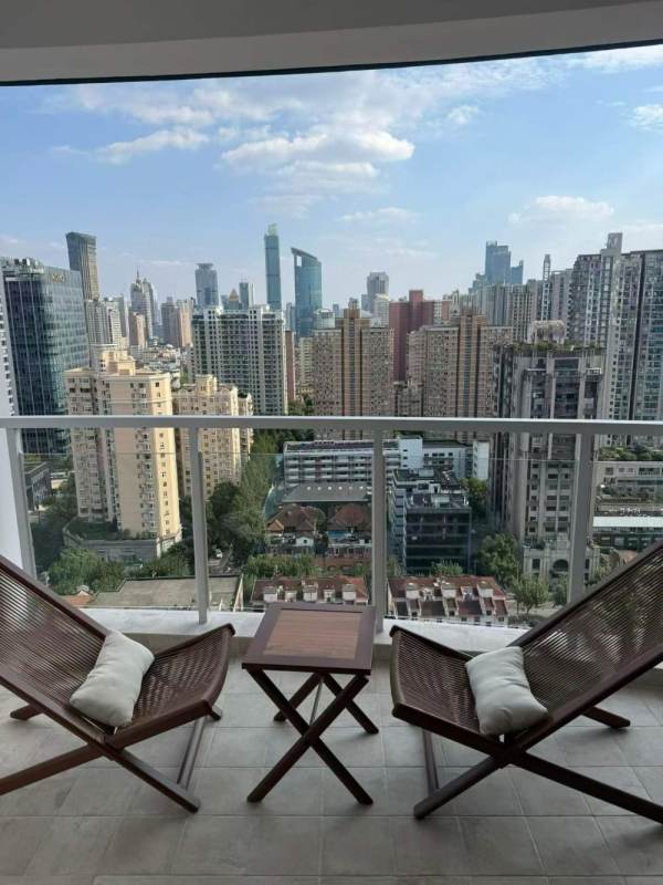 Housing image — Balcony