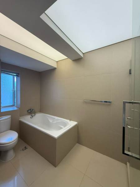 Housing image — Bathroom