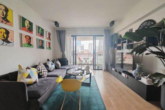 2BR Apartment in Jing'an (L7)