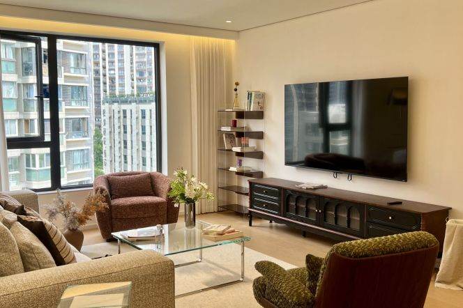 2BR Apartment at Modern Jing'an (L7/L13)