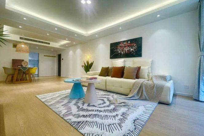 3BR Apartment in Jing'an with Terrace (L2/L12/L13)