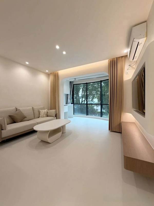 Housing image — Living Room