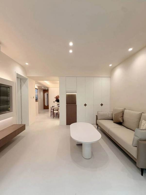 Housing image — Living Room