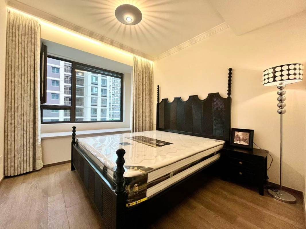 Housing image — Bedroom