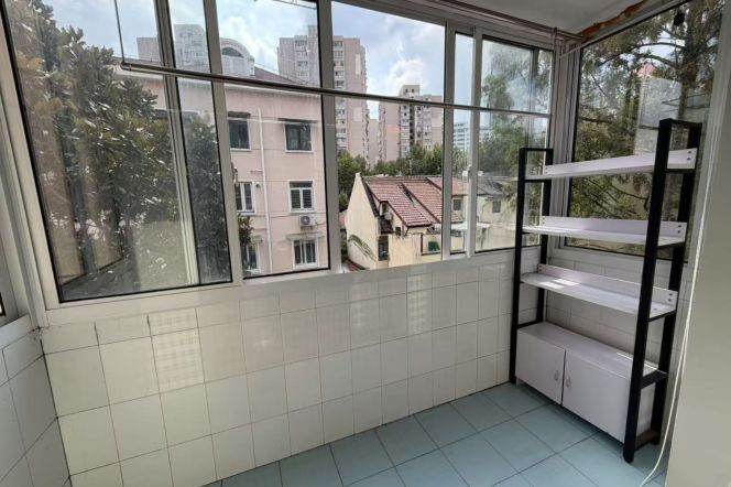 1BR Apartment in Xujiahui (L10/L11)