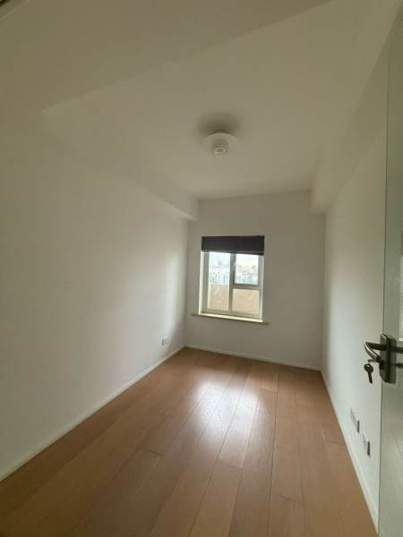 Housing image — Bedroom