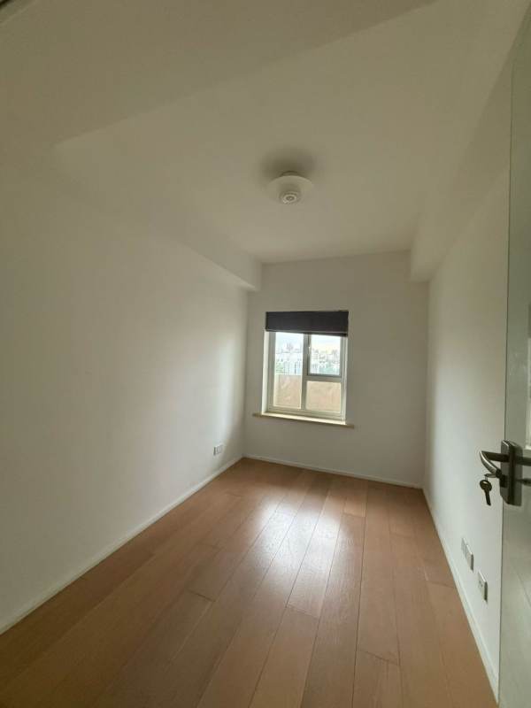 Housing image — Bedroom
