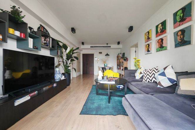 Spacious 2BR Apartment in Jing'an (L7)