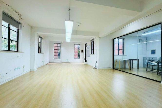 Spacious Studio Office at Creater Space (Kaixuan Lu) (L3/L4)