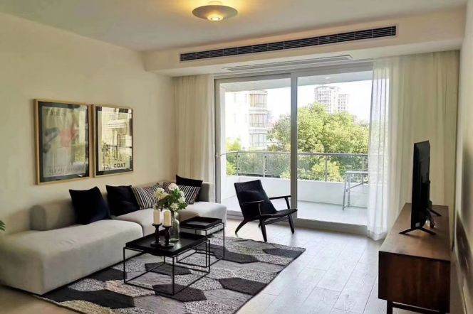4BR Apartment at Top Of City (L13)