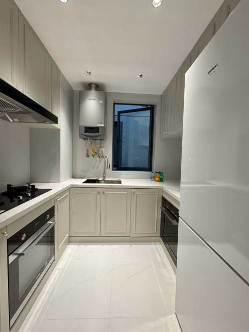 Housing image — Kitchen