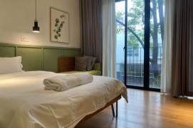 1BR Serviced Apartment near Lumina