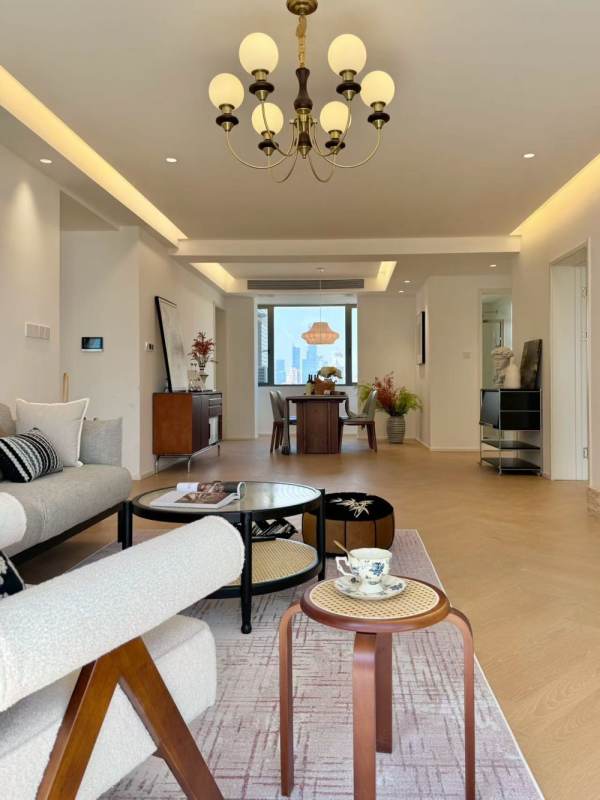Housing image — Living Room