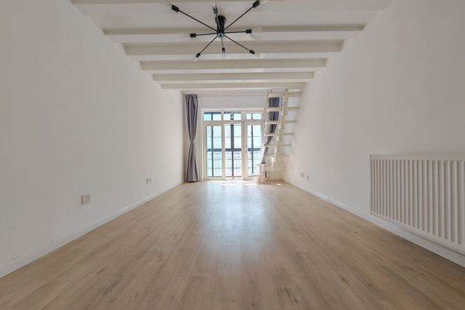 3BR Heritage Apartment in Jing'an with Terrace (L2/L7/L14)