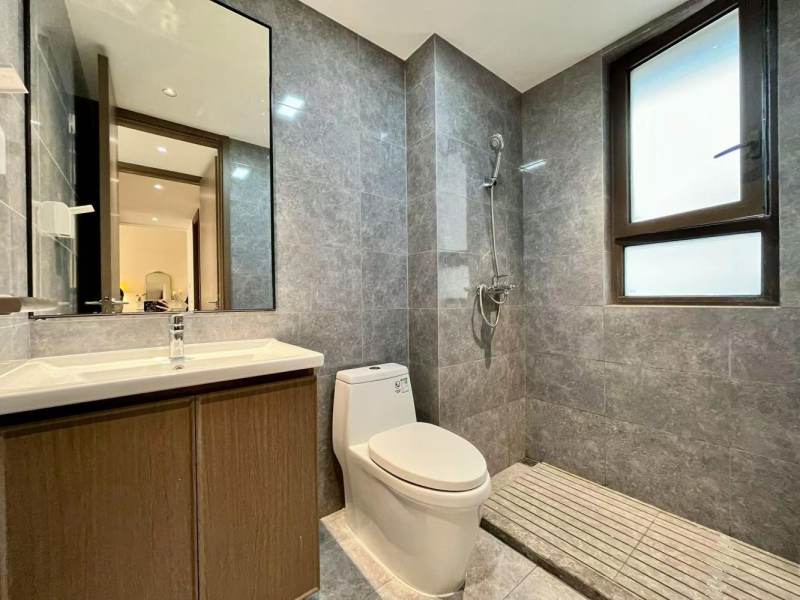 Housing image — Bathroom