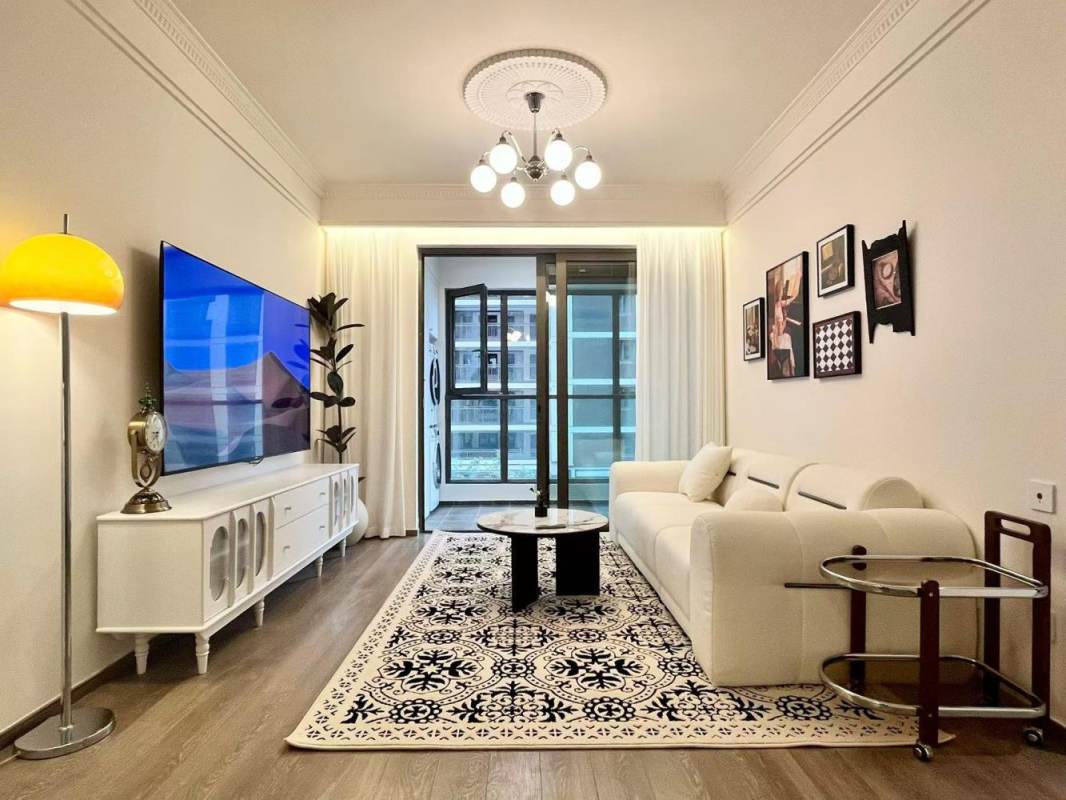 Housing image — Living Room
